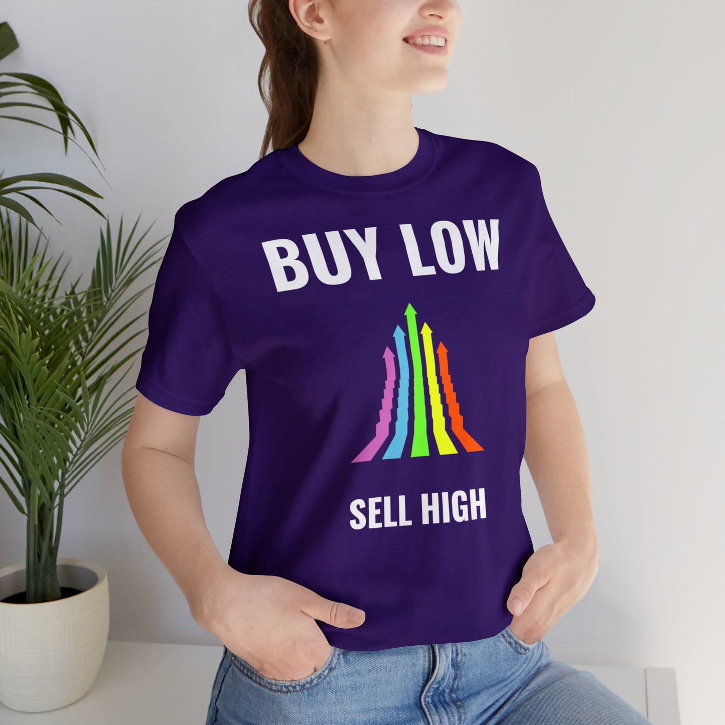 Buy low sell high t-paita