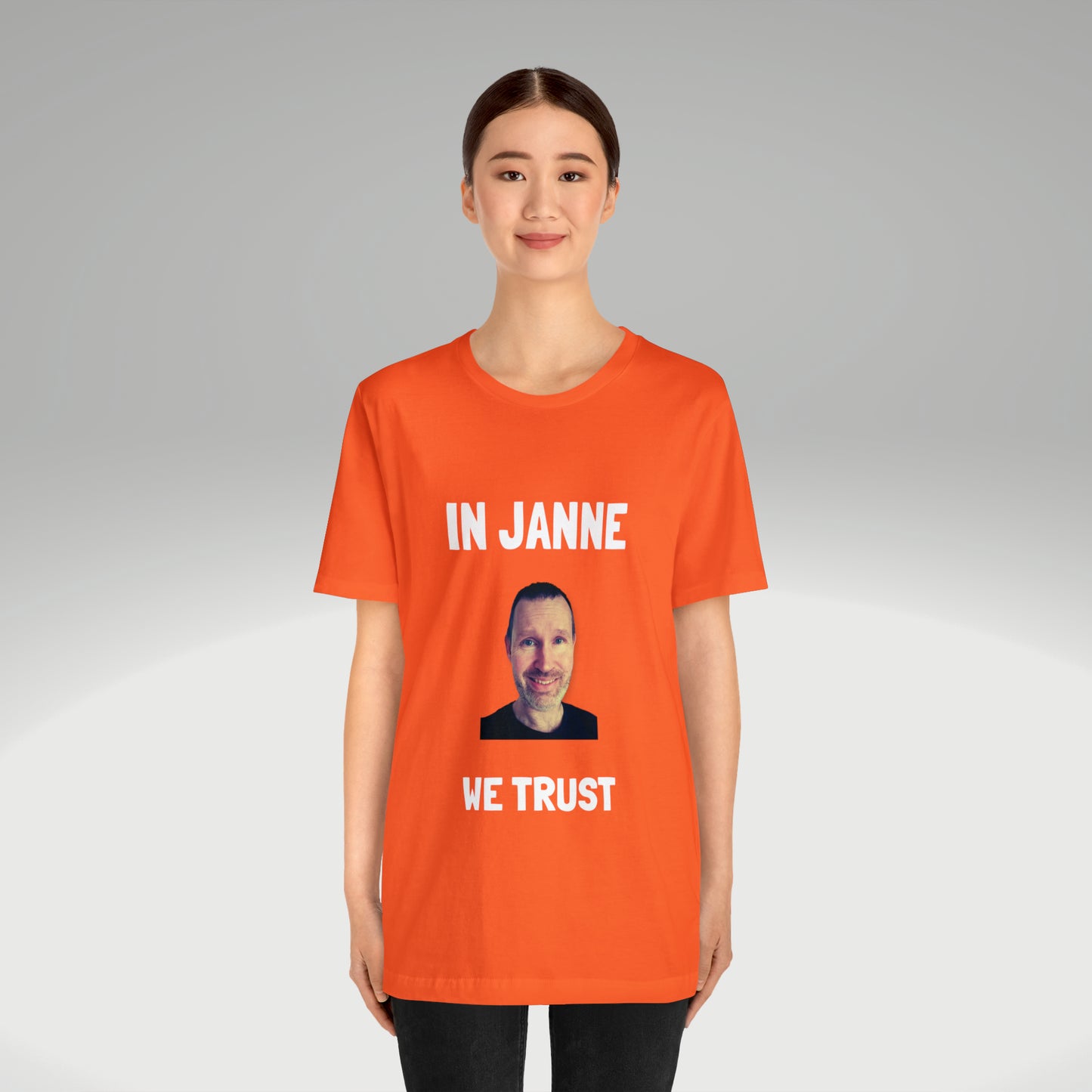 In Janne we trust t-paita